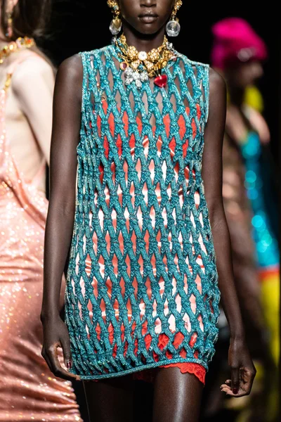 Look 94